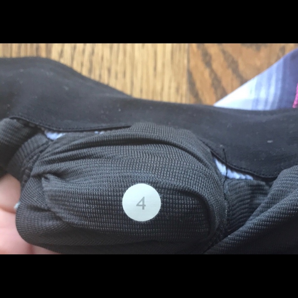 Lululemon size 4 navy, purple, pink stripe - Picture 5 of 5